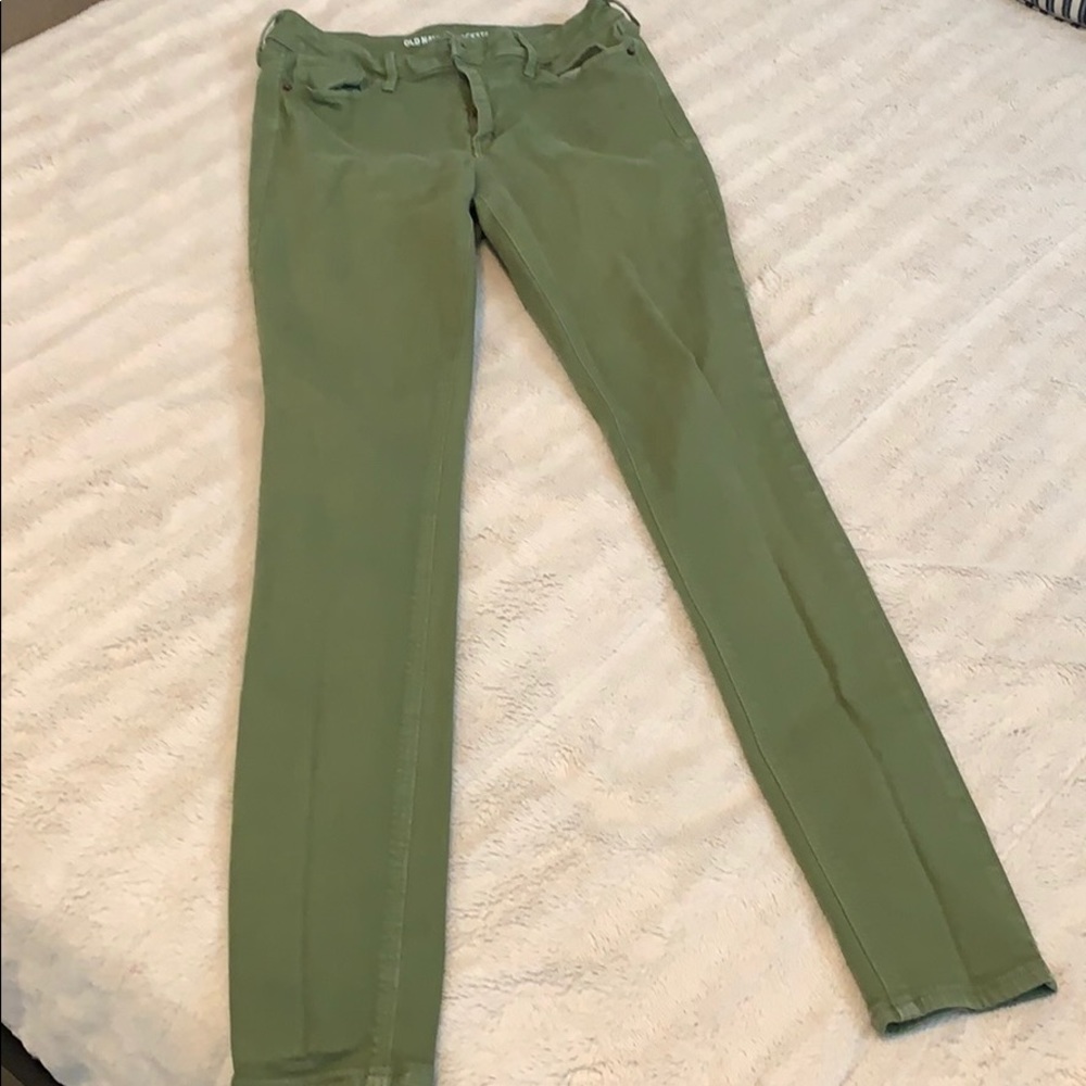 Old Navy rockstar jeans (mid rise)